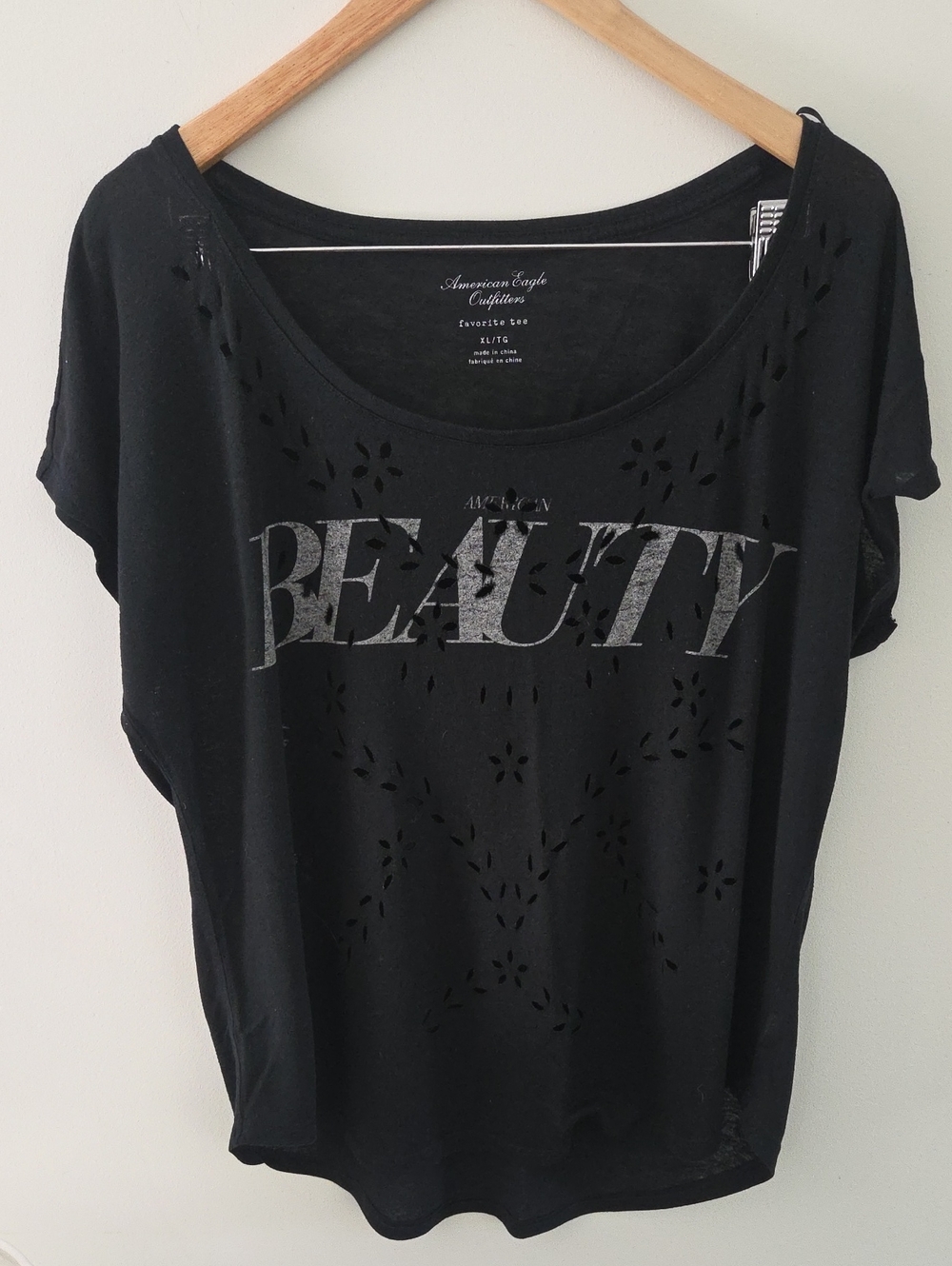 American Eagle Outfitters Black Scoop Neck "American Beauty"  Graphic Tee